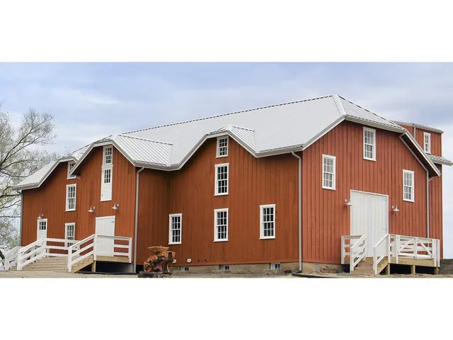 $4,800,000 | 20400 280th Trail, Malta Bend, MO 65339