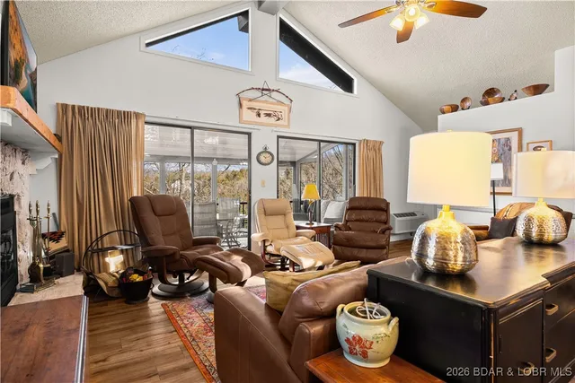 $389,900 | 361 Moongate Drive, Osage Beach, MO 65065