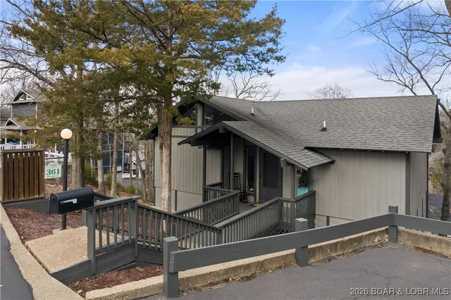 $389,900 | 361 Moongate Drive, Osage Beach, MO 65065