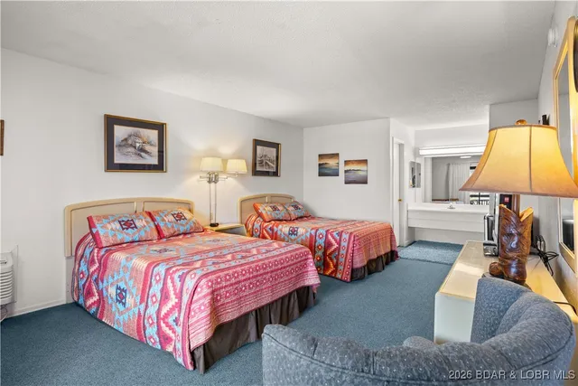 $389,900 | 361 Moongate Drive, Osage Beach, MO 65065