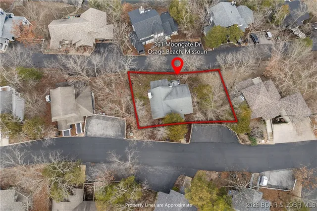 $389,900 | 361 Moongate Drive, Osage Beach, MO 65065