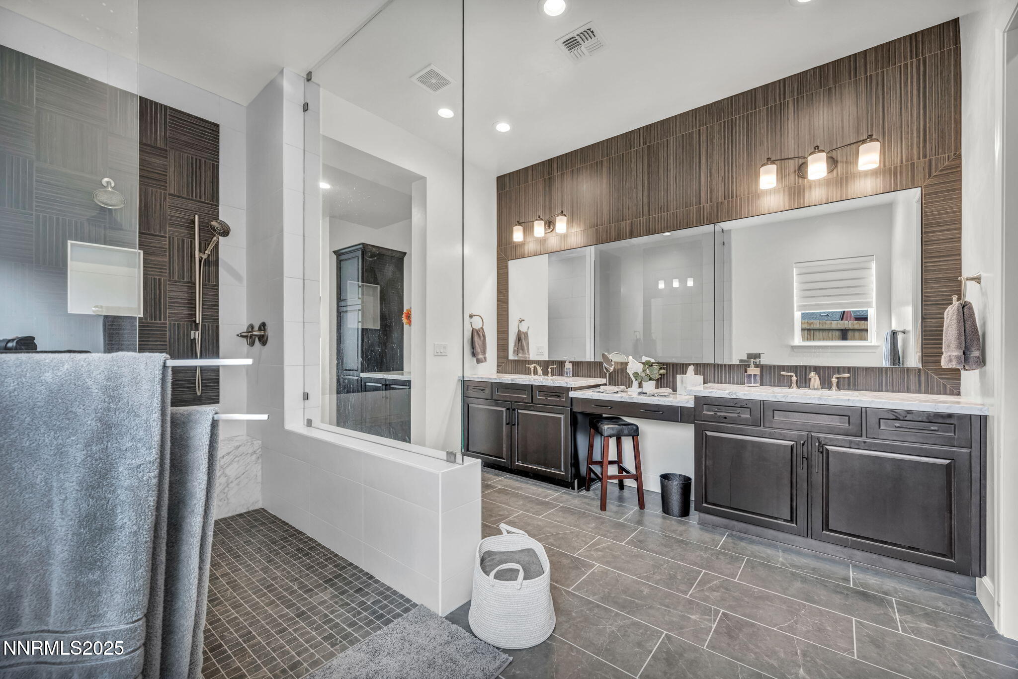 2348 Hammer Falls Drive Reno, NV 89521 - Photo 23 of 44 70-web-or-mls-2348-hammer-fls-dr