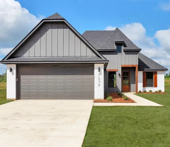 $289,500 | 7238 Laurel Ridge Drive, Greenwood, LA 71033