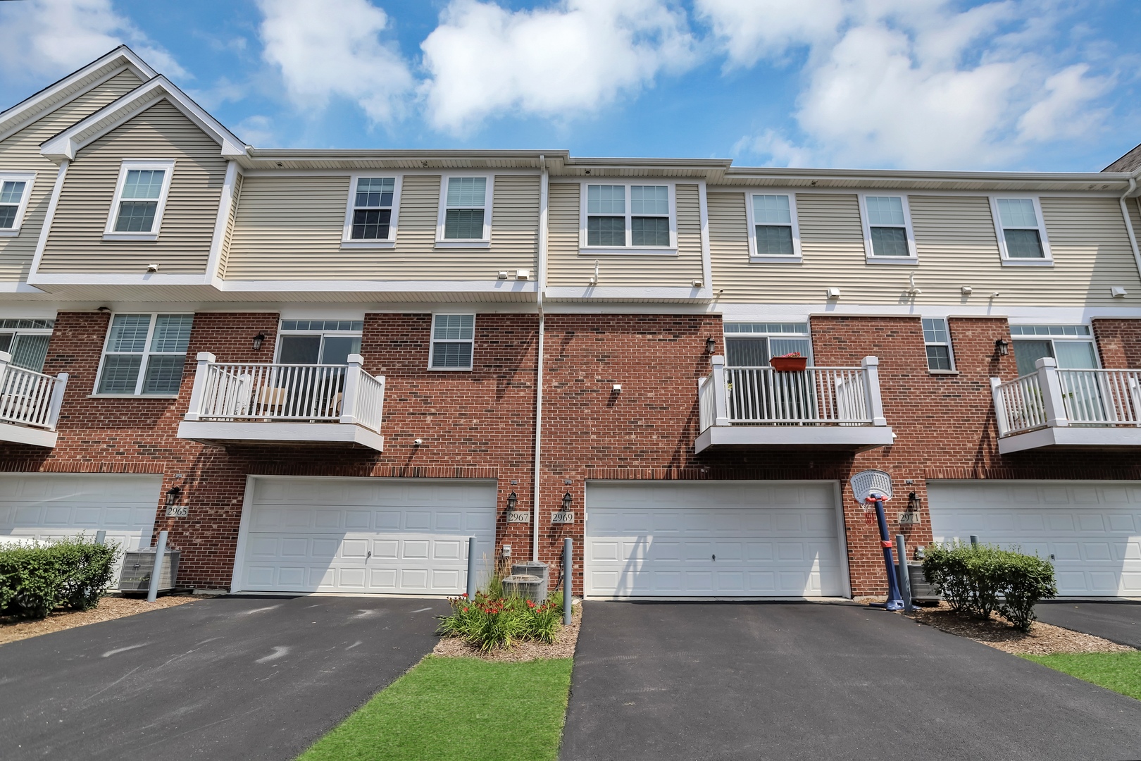 2967 Madison Drive Naperville, IL 60564 - Photo 24 of 24 a front view of a house with garden