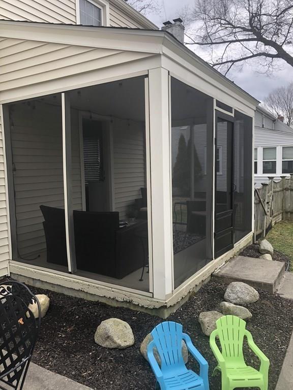 16 Mayfield Street Springfield, MA 01108 - Photo 17 of 20 a front view of a house with seating space