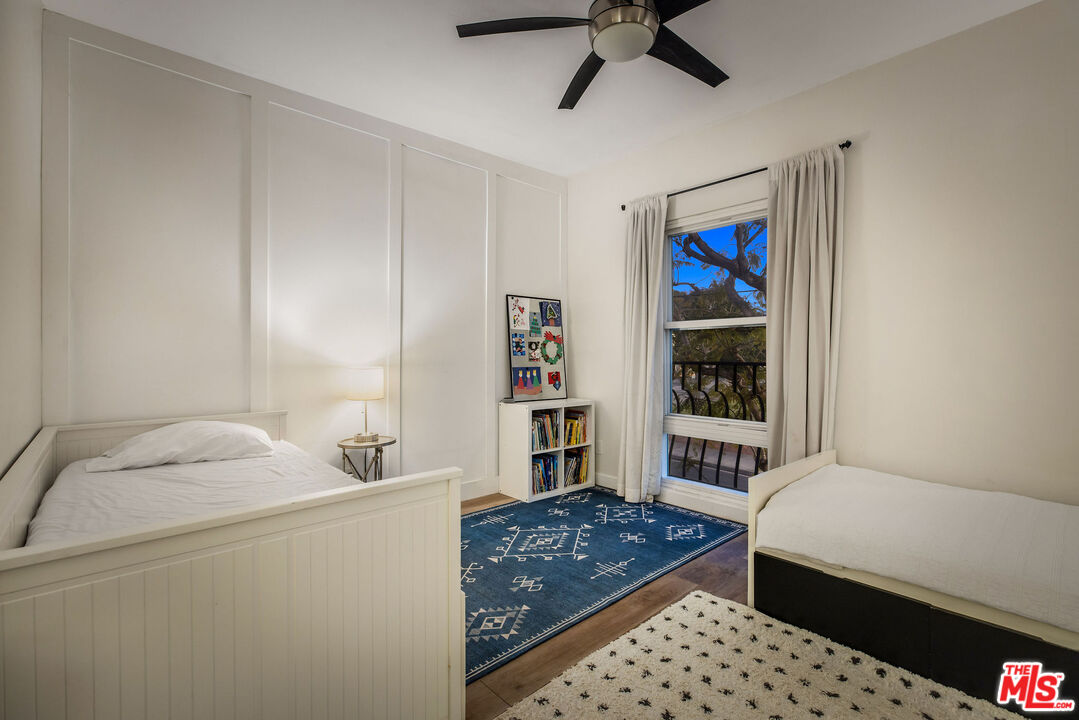 8025 Redlands Street, Unit 13 Playa del Rey, CA 90293 - Photo 22 of 43