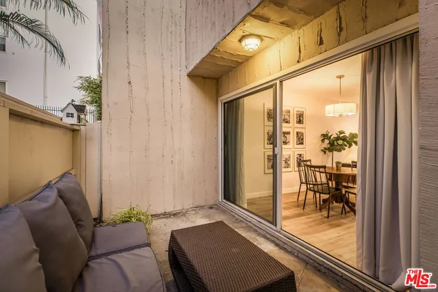 $895,000 | 8025 Redlands Street, Unit 13, Playa del Rey, CA 90293