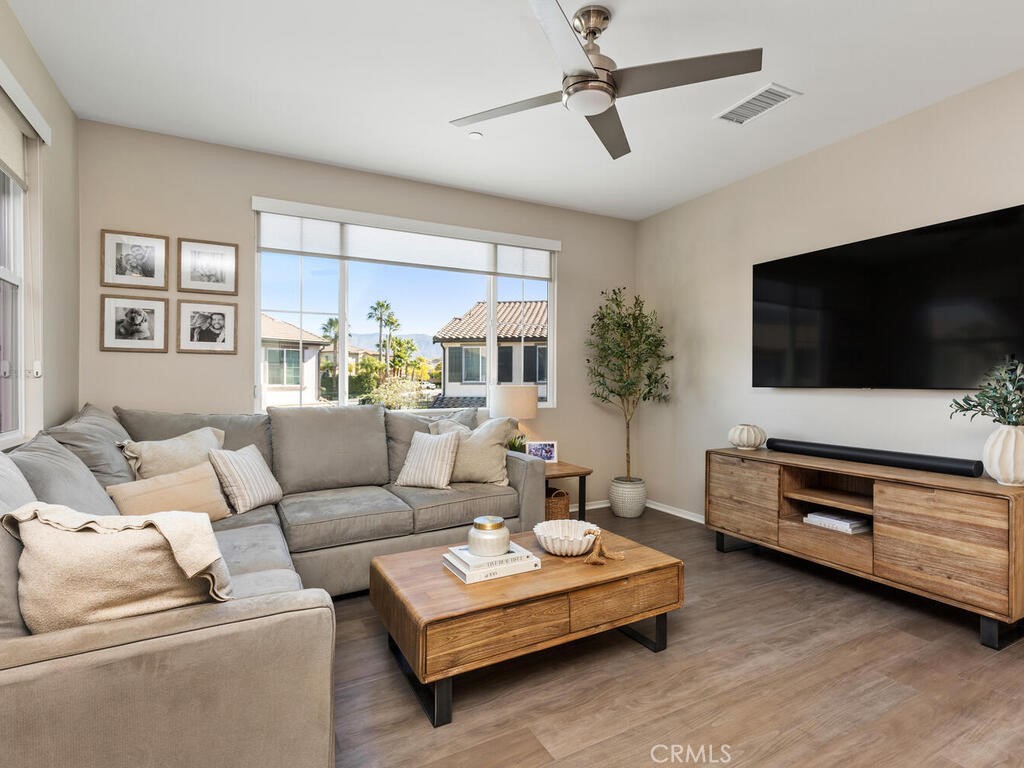 45356 Via Nubes Temecula, CA 92592 - Photo 11 of 47