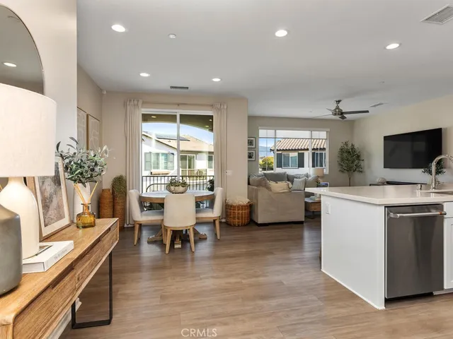 $540,000 | 45356 Via Nubes, Temecula, CA 92592