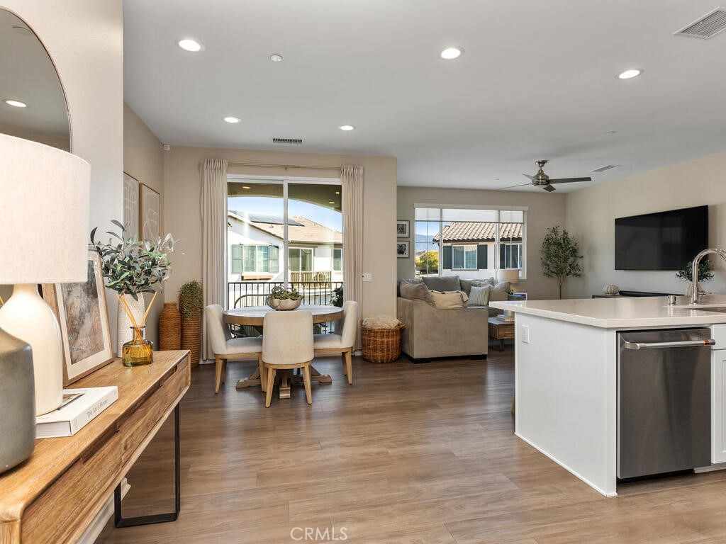 45356 Via Nubes Temecula, CA 92592 - Photo 12 of 47