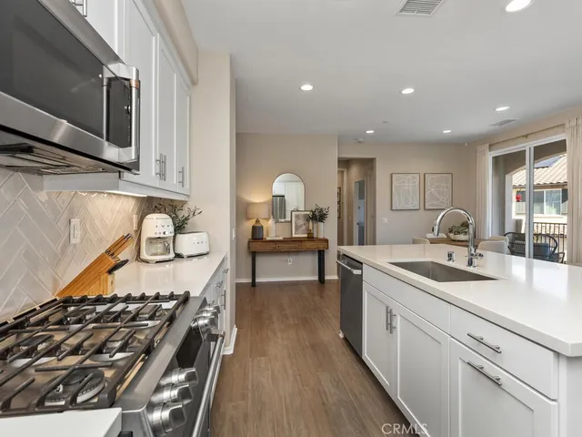 $540,000 | 45356 Via Nubes, Temecula, CA 92592