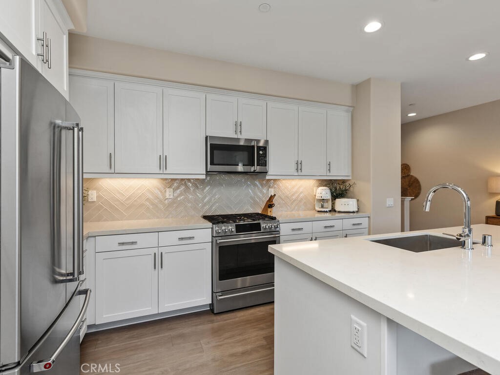 45356 Via Nubes Temecula, CA 92592 - Photo 7 of 47