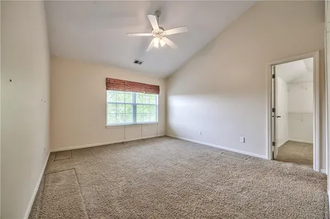 $355,000 | 16164 Linden Street, Overland Park, KS 66085