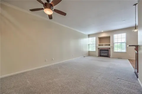 $355,000 | 16164 Linden Street, Overland Park, KS 66085