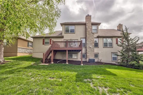$355,000 | 16164 Linden Street, Overland Park, KS 66085