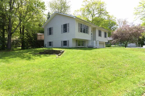 $460,000 | 2 Francis Drive, Essex Junction, VT 05452