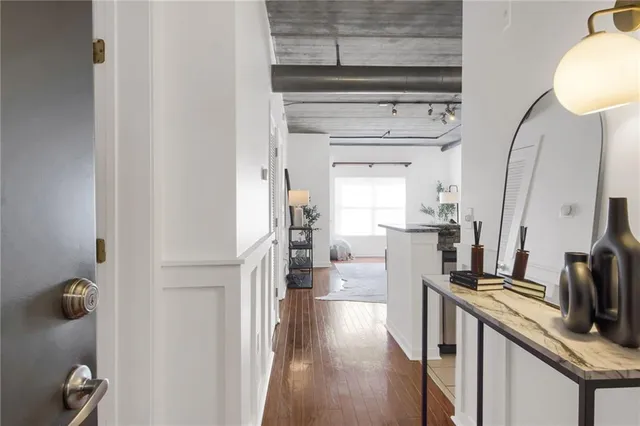 $275,000 | 800 Peachtree Street Northeast, Unit 1102, Atlanta, GA 30308