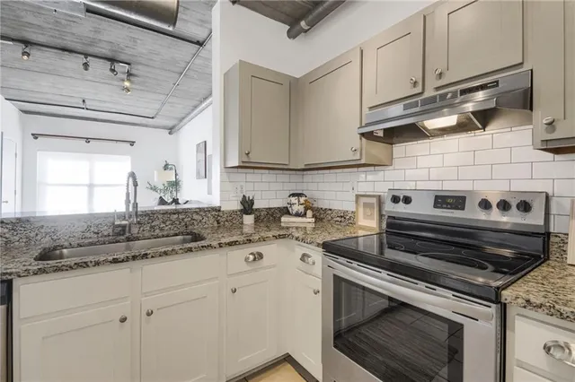 $275,000 | 800 Peachtree Street Northeast, Unit 1102, Atlanta, GA 30308