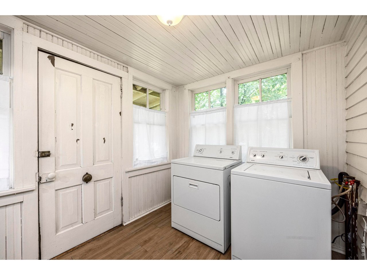601 Walnut Street Windsor, CO 80550 - Photo 27 of 33 Laundry room