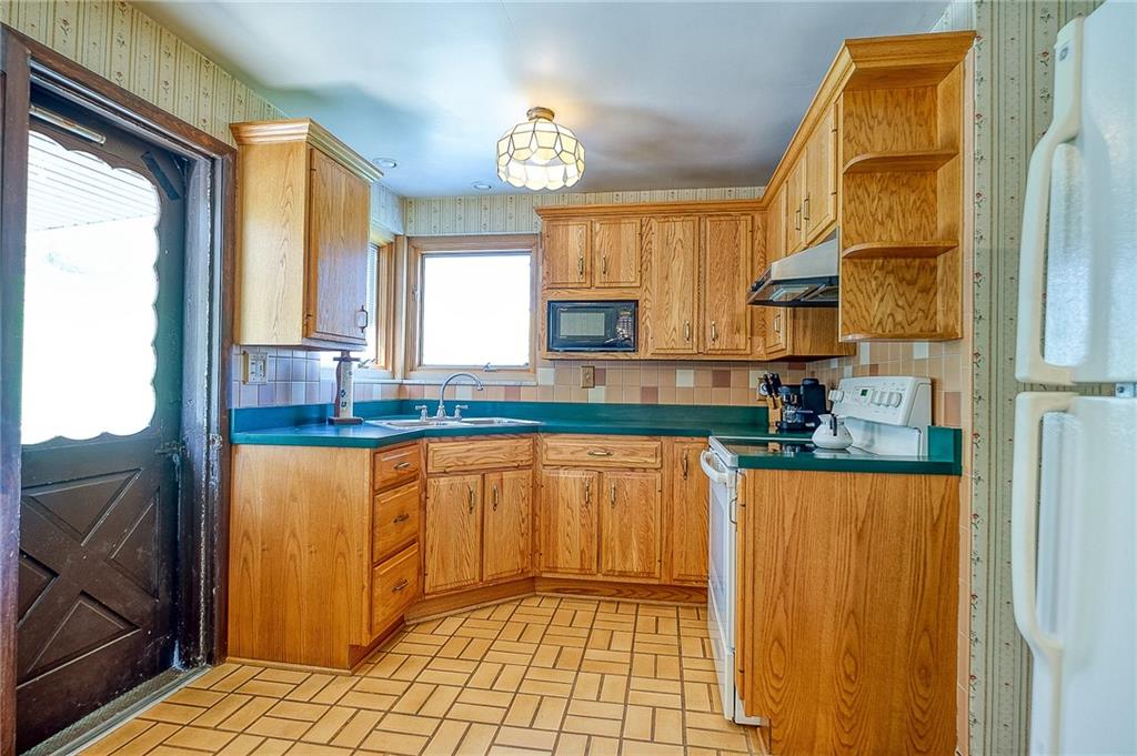 410 980th Road McDonald, PA 15057 - Photo 7 of 20 Gallery Image 7