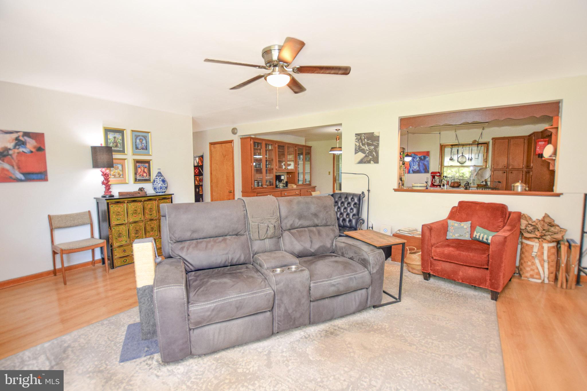 894 Files Cross Road Martinsburg, WV 25404 - Photo 6 of 40
