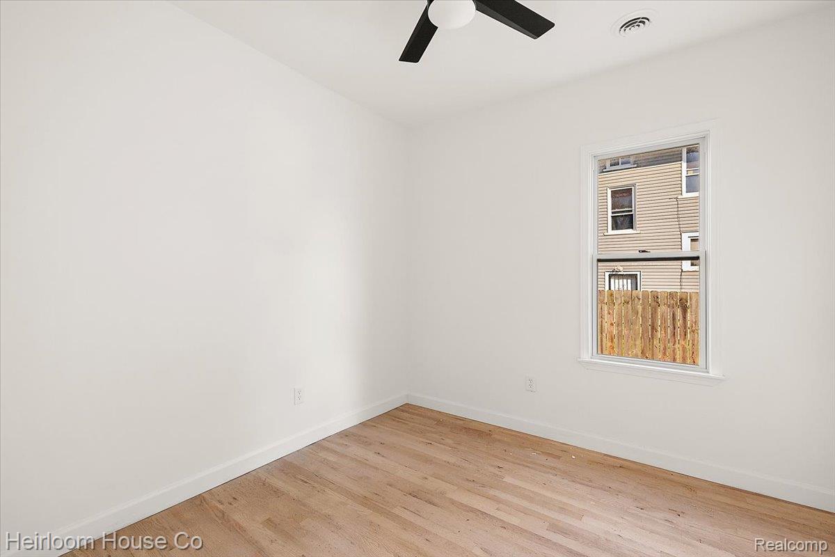 78 Batavia Street River Rouge, MI 48218 - Photo 22 of 35 35-78 Batavia St-35.jpg