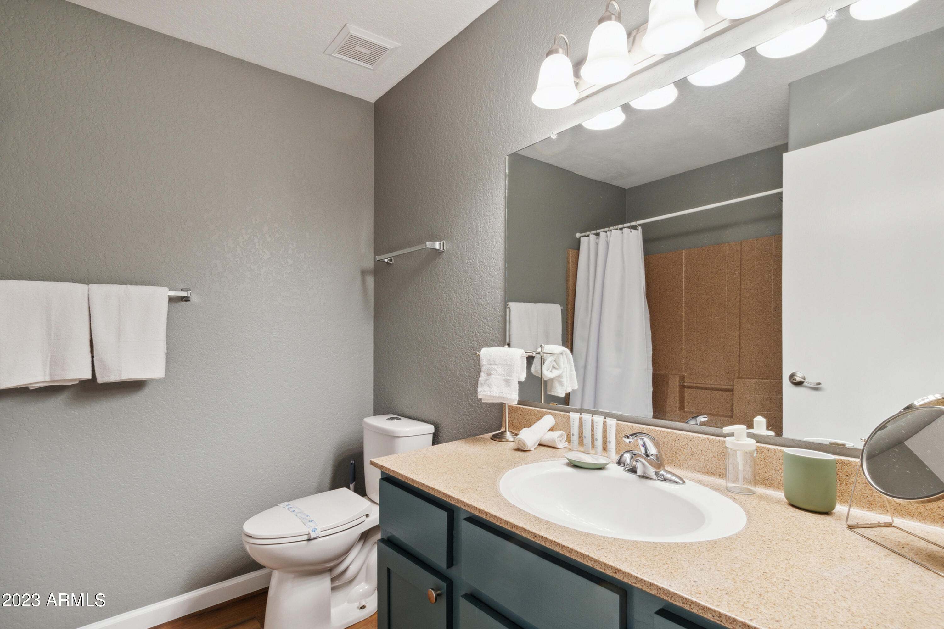 8706 West Ocotillo Road Glendale, AZ 85305 - Photo 26 of 54 64-DSC_6349