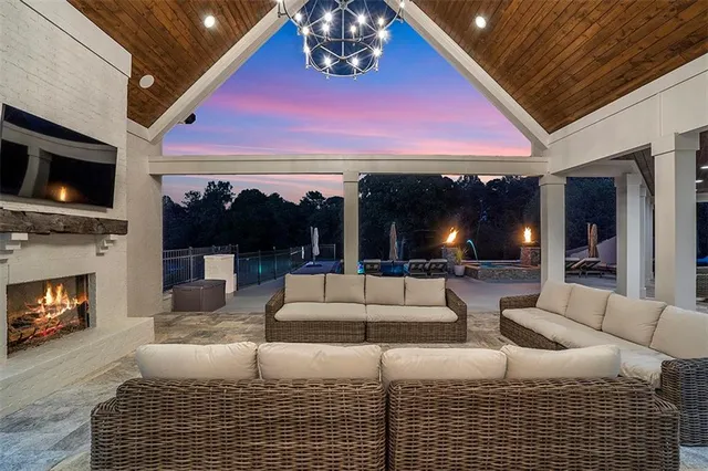 $3,500,000 | 150 Fortress Way, Jefferson, GA 30549