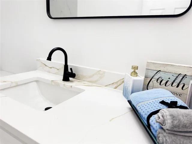 $454,999 | 8808 Us-69, Point, TX 75472