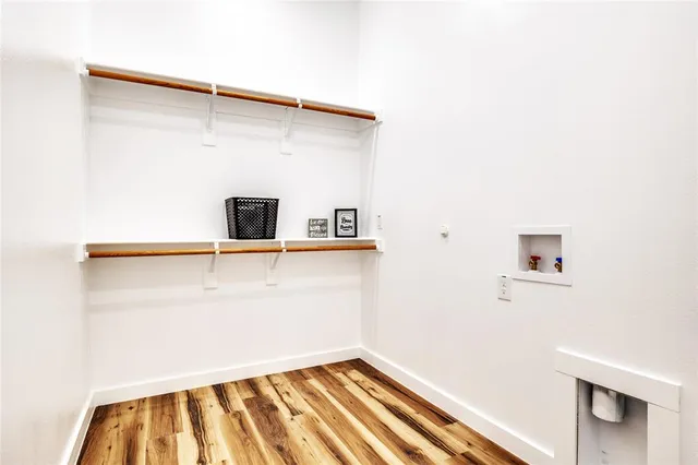 $454,999 | 8808 Us-69, Point, TX 75472