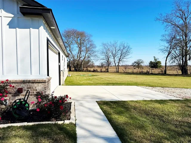 $454,999 | 8808 Us-69, Point, TX 75472