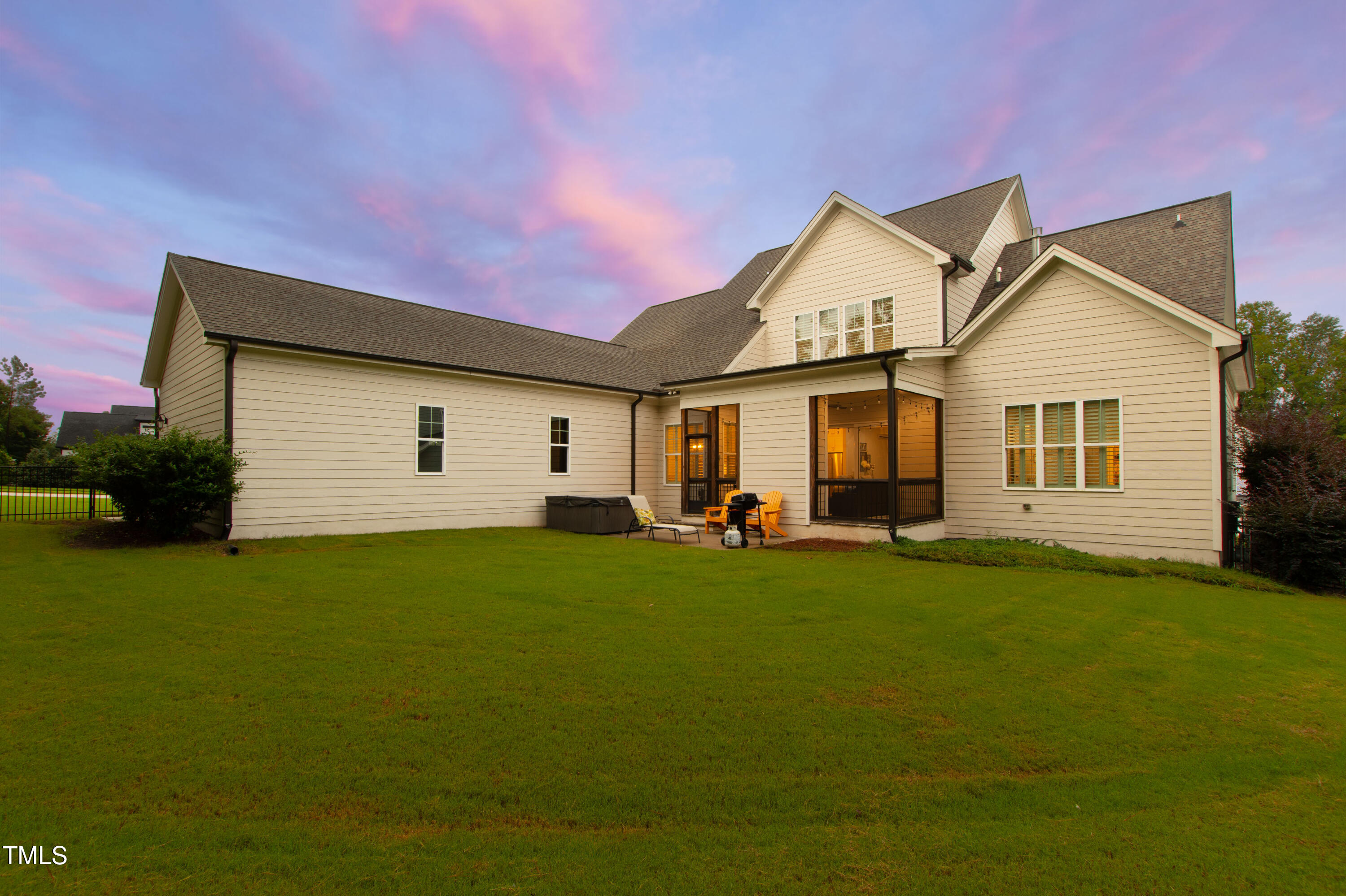 713 Brownwich Street Wake Forest, NC 27587 - Photo 71 of 78 Twilights (1)