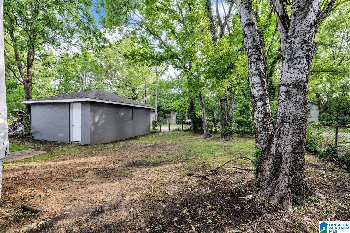 314 43rd Street Fairfield, AL 35064 - Photo 2 of 19