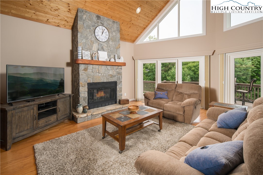 219 Apache Lane Boone, NC 28607 - Photo 8 of 48 Gallery Image 8