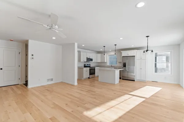 $575,700 | 29 Spear Lane, Unit 19, Colchester, VT 05446