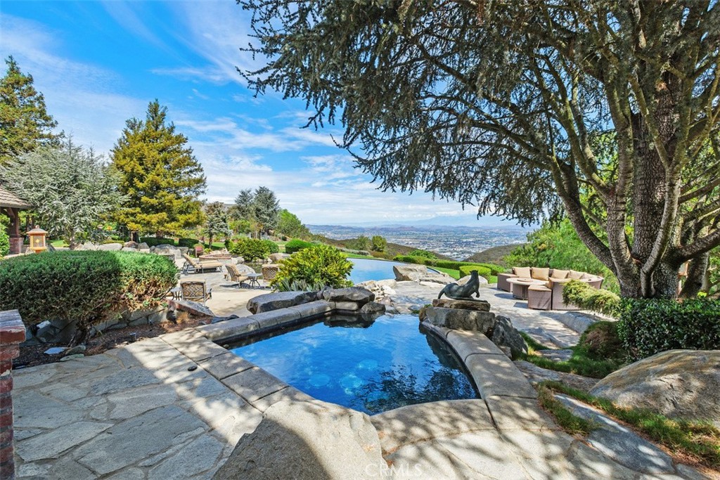 27777 Sycamore Mesa Road Temecula, CA 92590 - Photo 47 of 72 Views from the spa