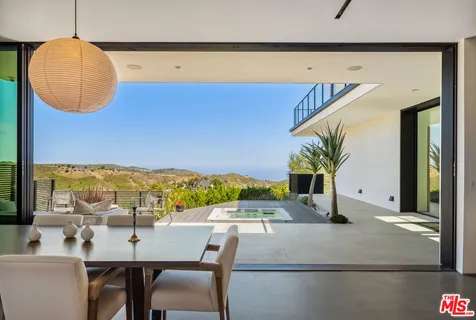 $3,200,000 | 33433 Decker School Road, Malibu, CA 90265