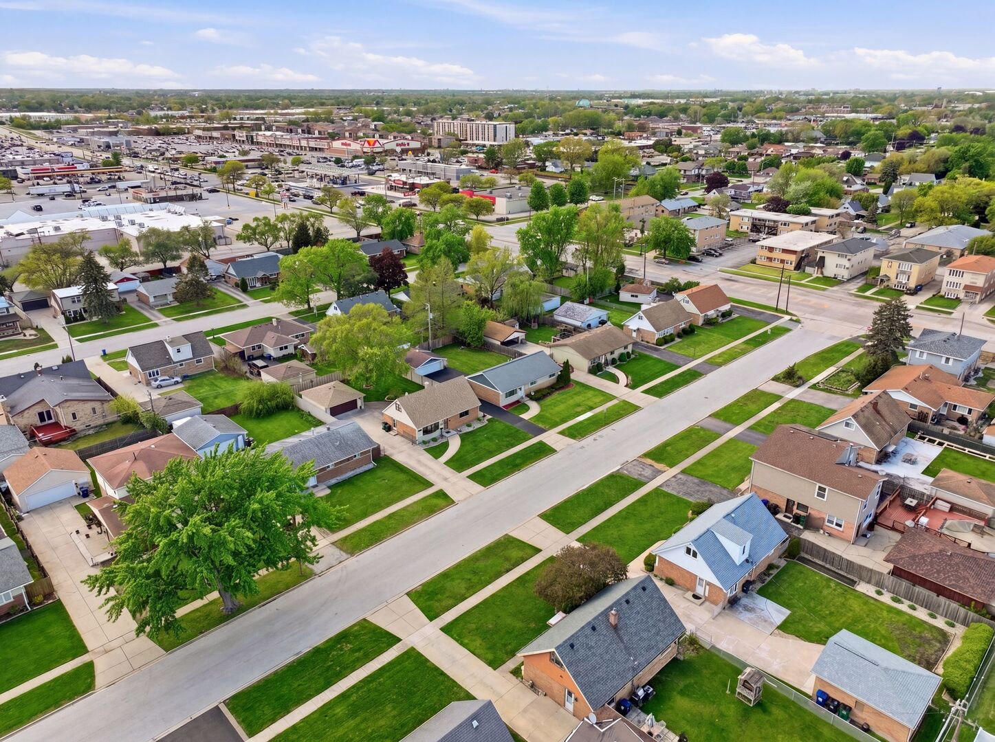 8718 Cranbrook Lane Bridgeview, IL 60455 - Photo 22 of 24 an aerial view of a city