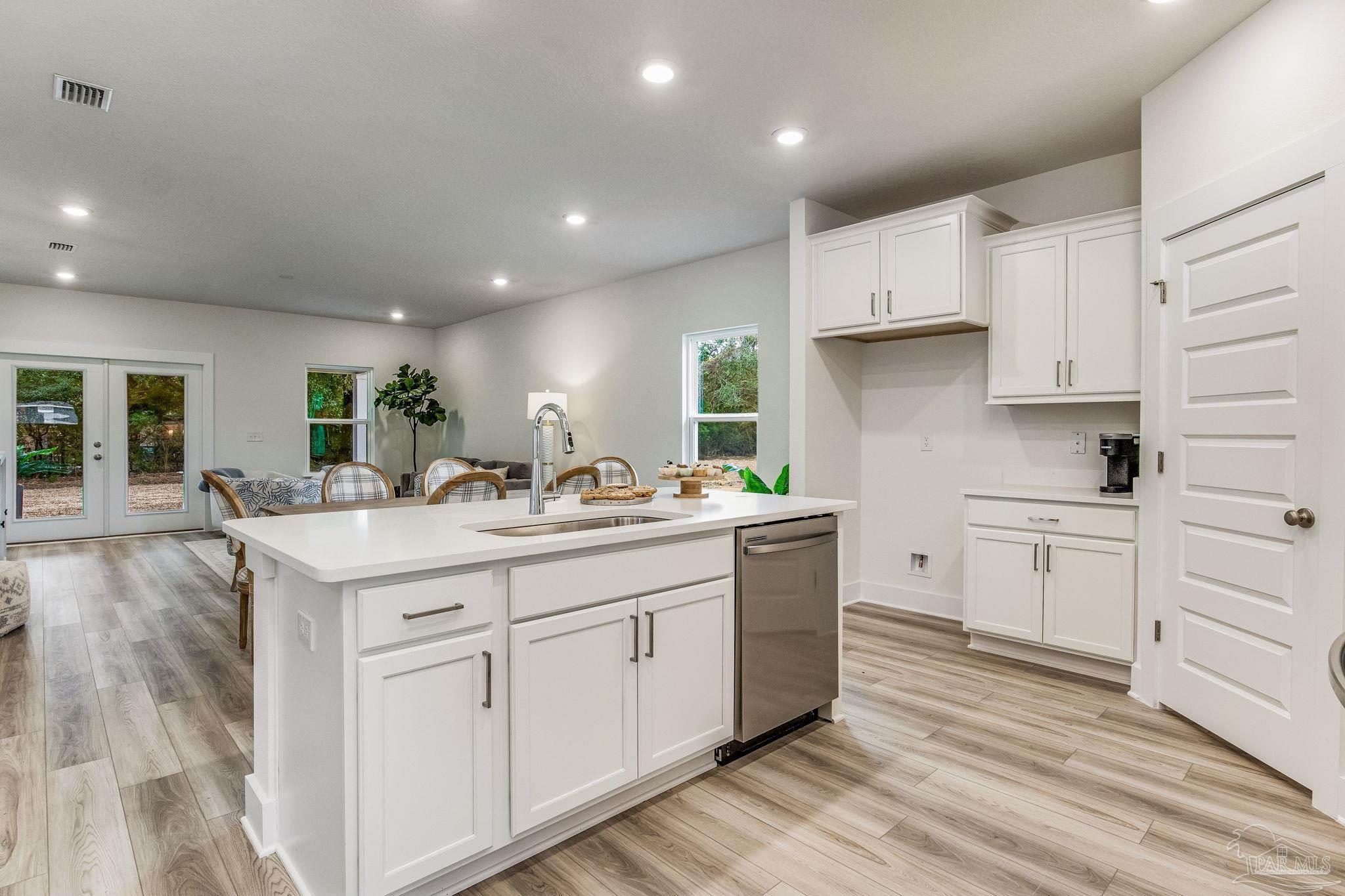 827 Windhill Drive Cantonment, FL 32533 - Photo 6 of 36