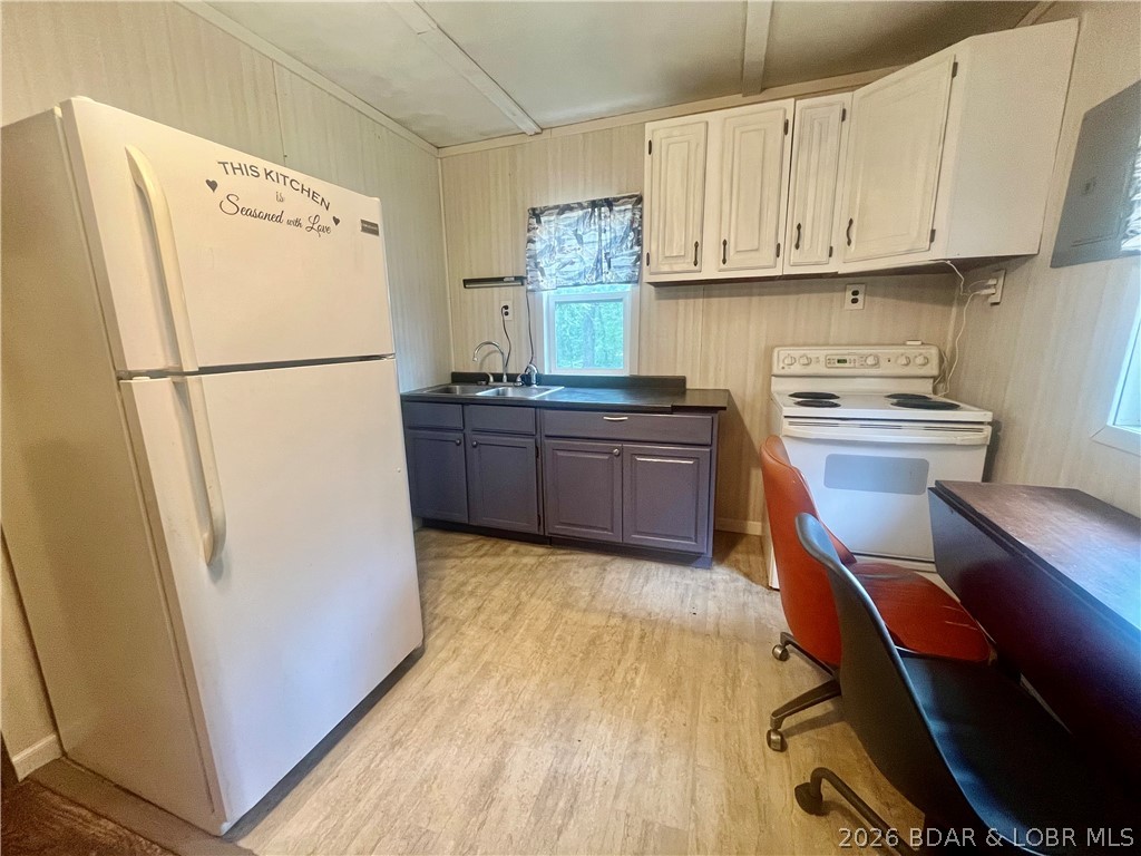 33888 Indian Hills Road Stover, MO 65078 - Photo 7 of 19