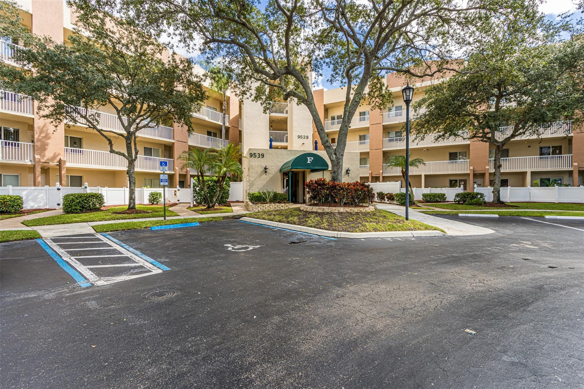 9539 Weldon Circle, Unit F201 Tamarac, FL 33321 - Photo 26 of 35 Weldon