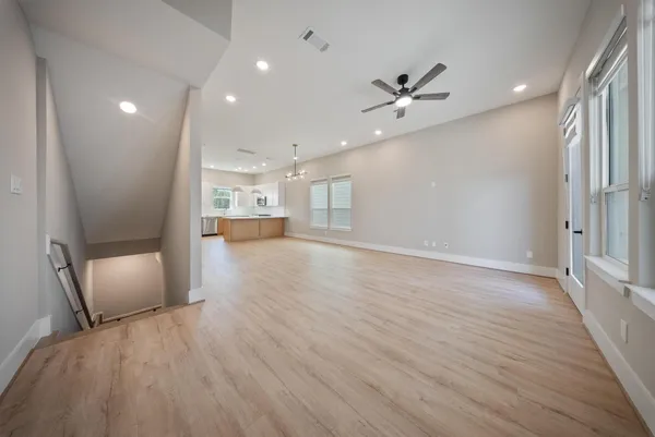 $334,900 | 4013 Griggs Road, Unit K, Houston, TX 77021