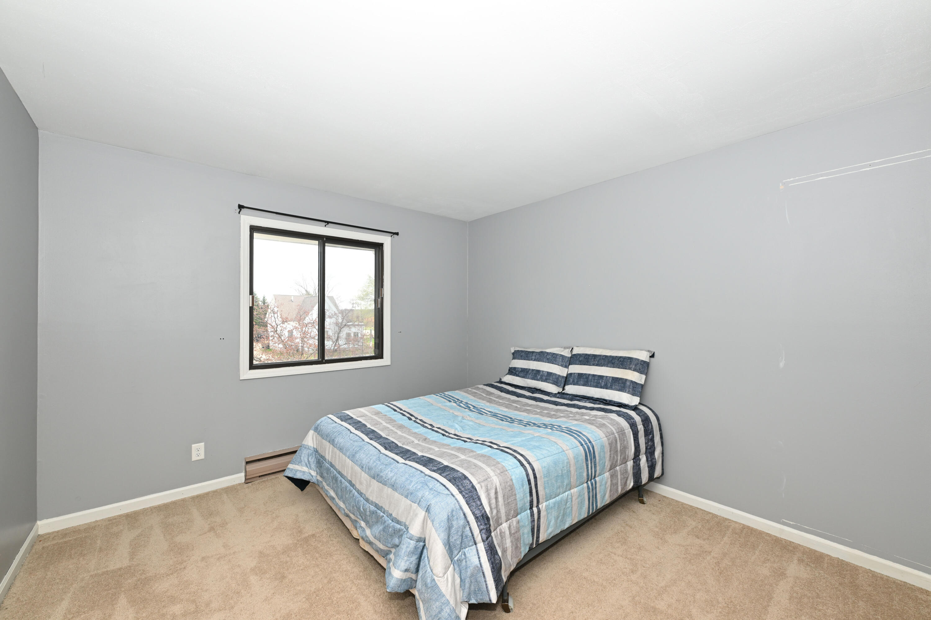 786 South River Road, Unit 4 West Bend, WI 53095 - Photo 12 of 19 Photo (18)