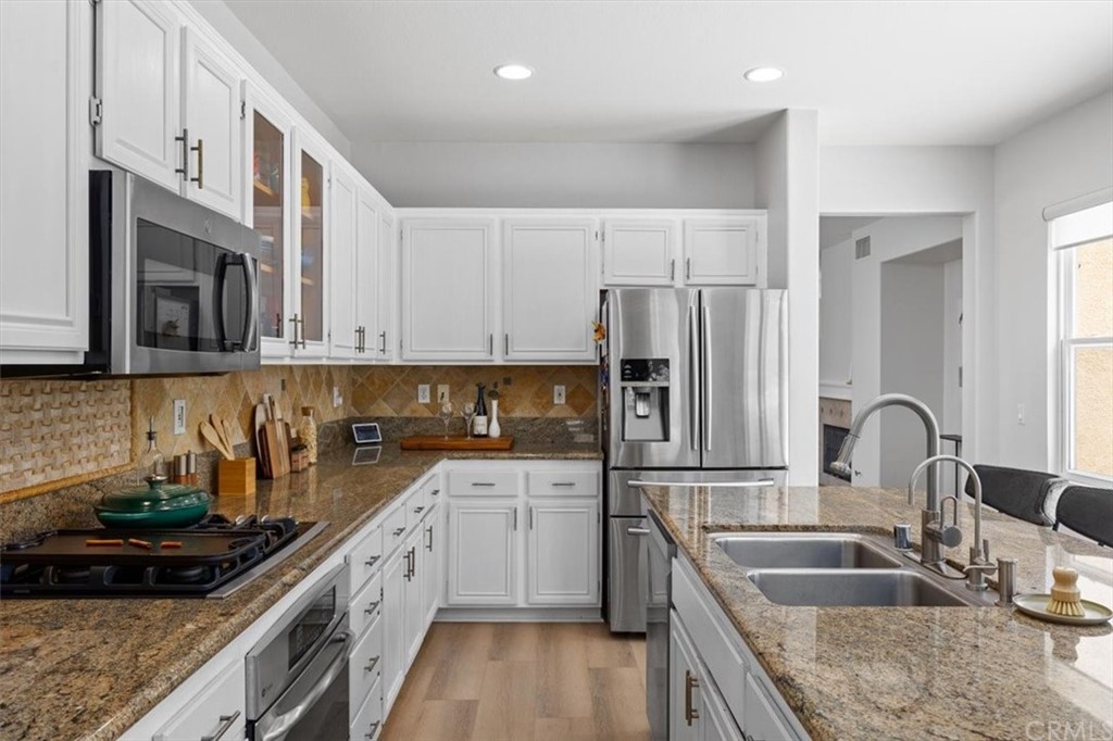 1463 Beechtree Road San Marcos, CA 92078 - Photo 11 of 46