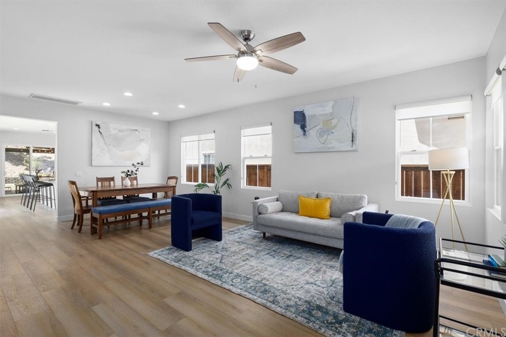 1463 Beechtree Road San Marcos, CA 92078 - Photo 4 of 46