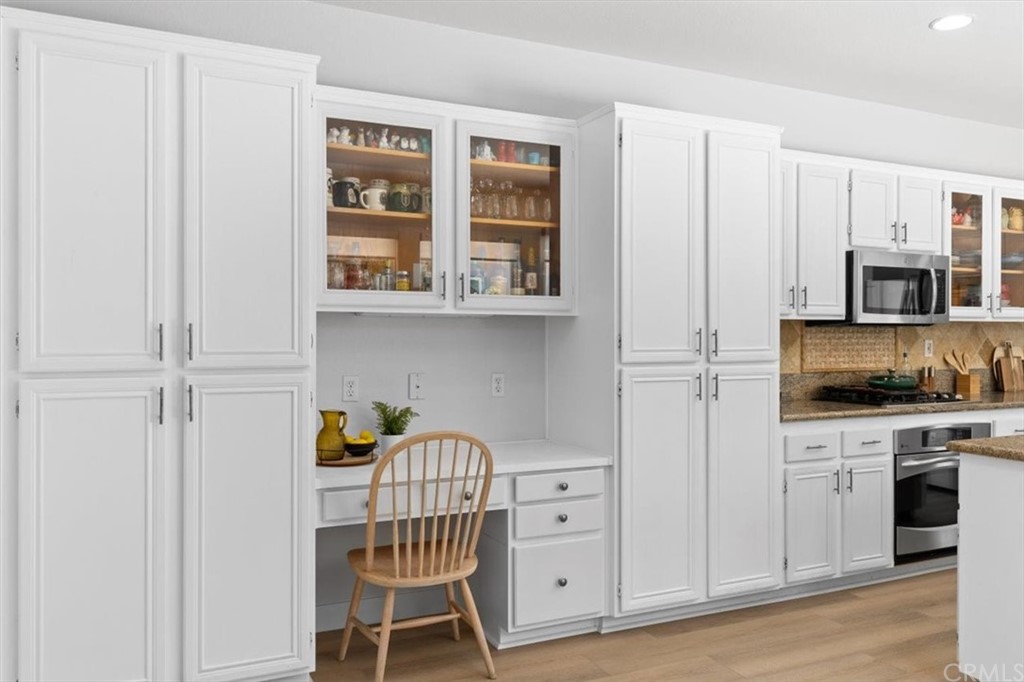 1463 Beechtree Road San Marcos, CA 92078 - Photo 9 of 46