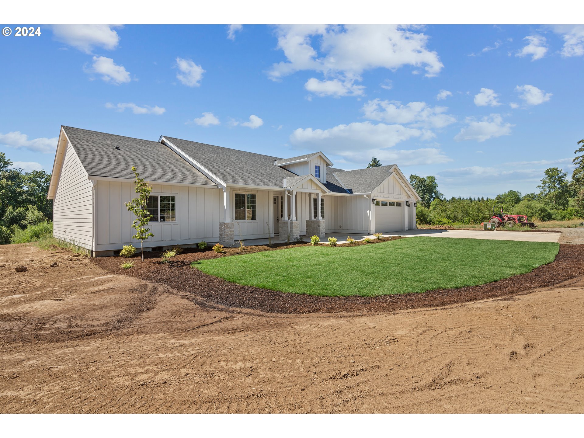 13560 Southeast Fletcher Road Dayton, OR 97114 - Photo 2 of 44 Gallery Image 2