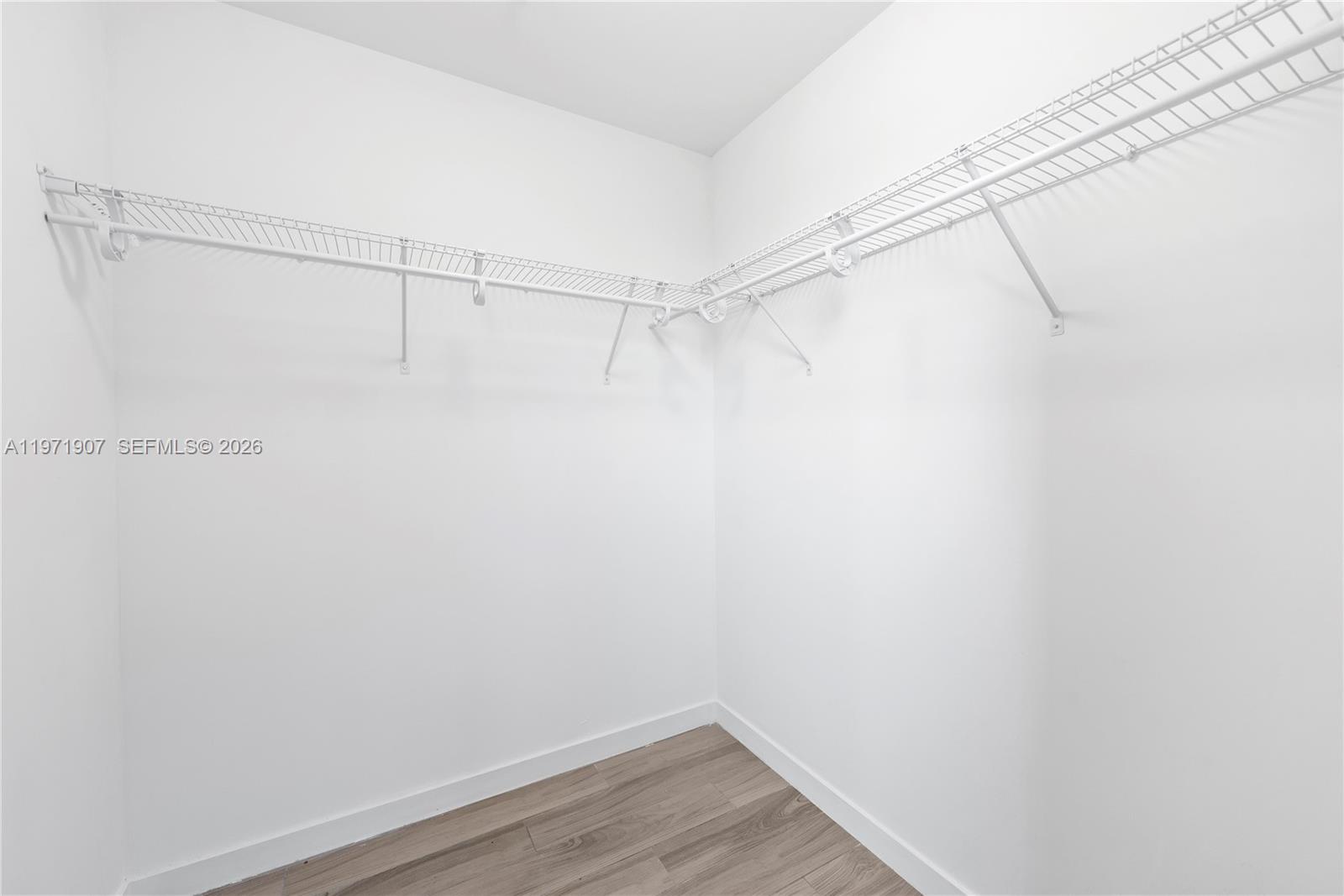 999 Southwest 1st Avenue, Unit 2204 Miami, FL 33130 - Photo 23 of 37