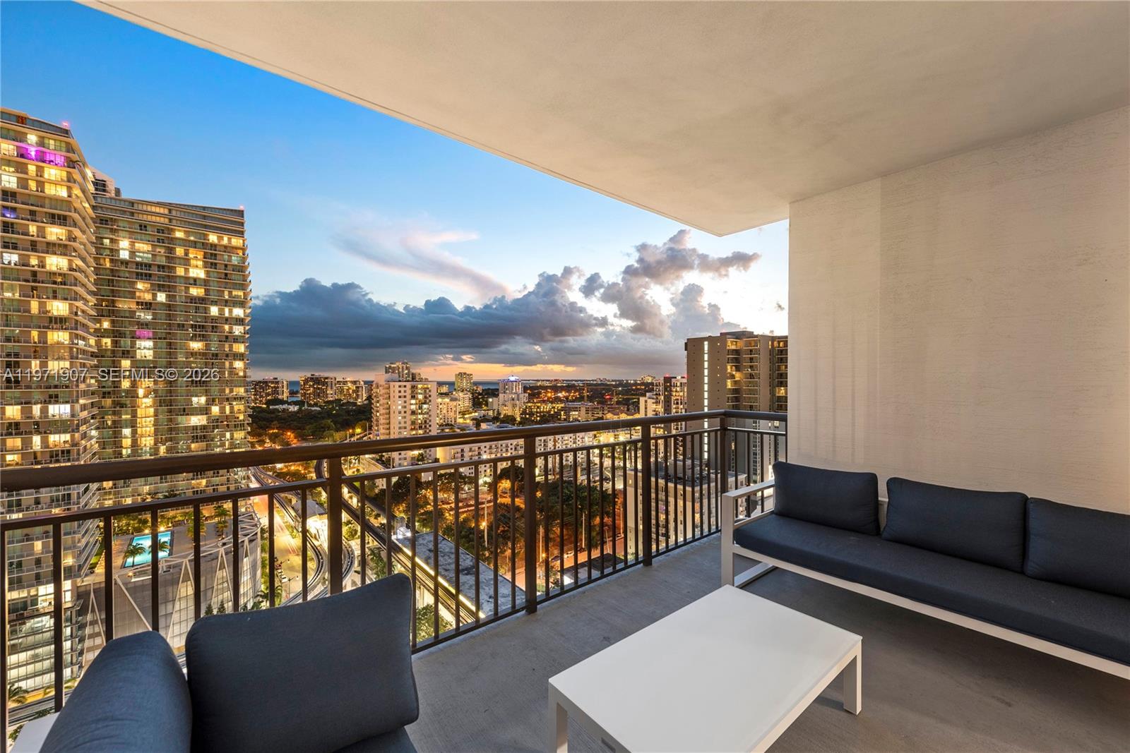 999 Southwest 1st Avenue, Unit 2204 Miami, FL 33130 - Photo 34 of 37