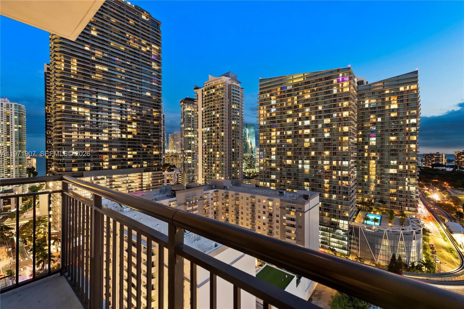 999 Southwest 1st Avenue, Unit 2204 Miami, FL 33130 - Photo 35 of 37
